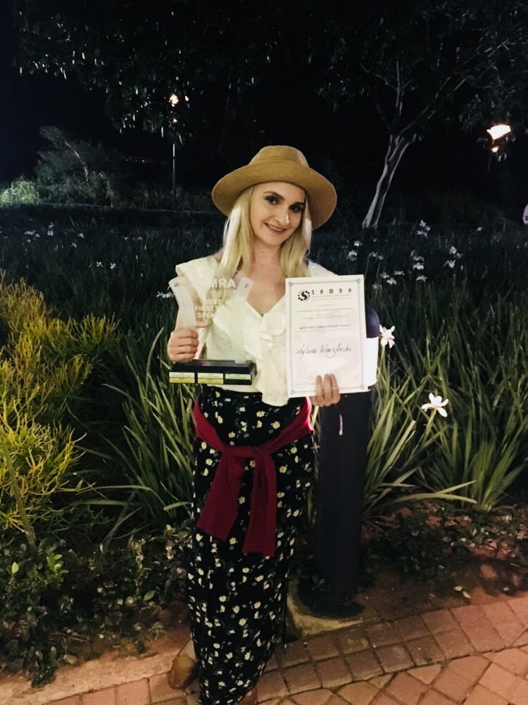 Columinate's tweet photo. Our Sylwia with her award, BEST First Time Speaker at #SAMRA3am - we're not surprised though, being amazing is Sylwia's default setting.

#SoProud #SoBrilliant #Pioneer https://t.co/v76lnwGqfO
