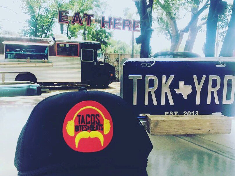 NTXFTA's tweet photo. 🛑 by @TruckYard today &amp; E A T H E R E👉 @Tacobeatsdallas 🌮 🌮😋 #NTXFTA #GETTRUCKED https://t.co/x8ZWR7eJdS