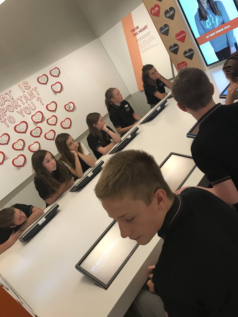 Mrs. Falkenberg tweet media