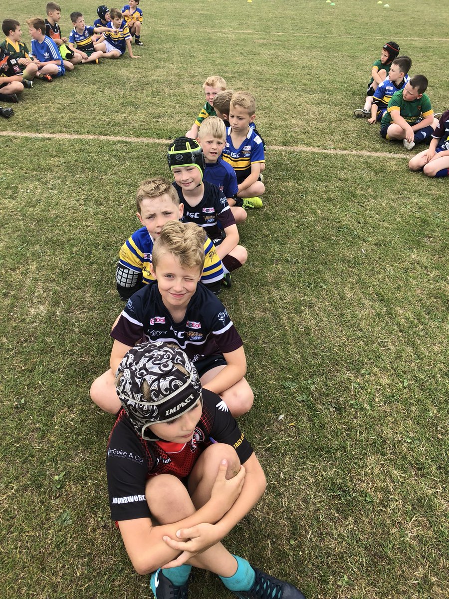 torvile's tweet photo. More photos from tonight training session thanks to @RugbyLeeds #smileguys https://t.co/YXDYedvFYr