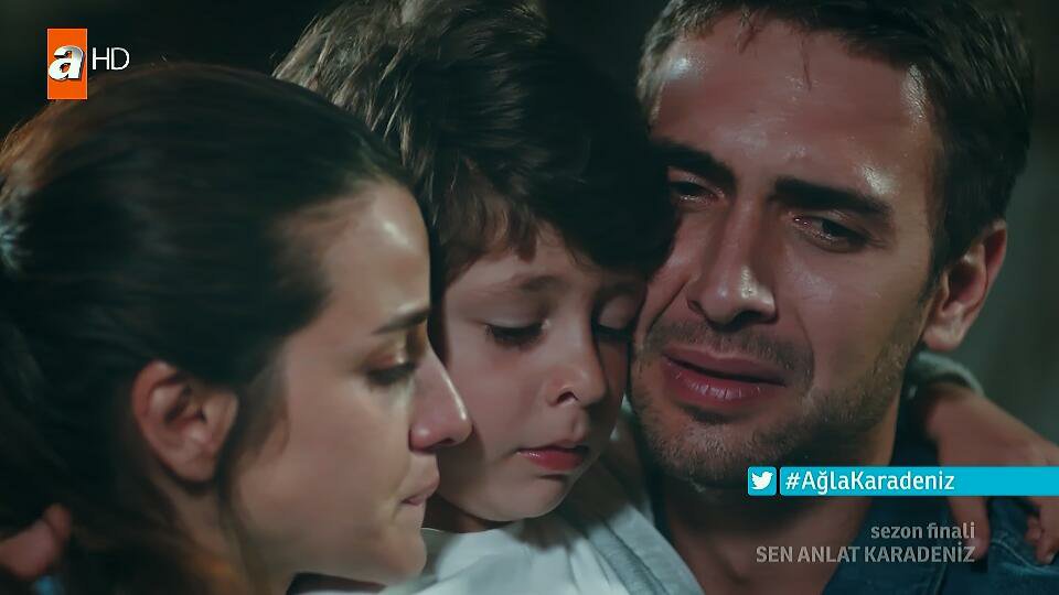 Aile olmak. Minik ama kocaman bir aile... :) #SenAnlatKaradeniz #AğlaKaradeniz