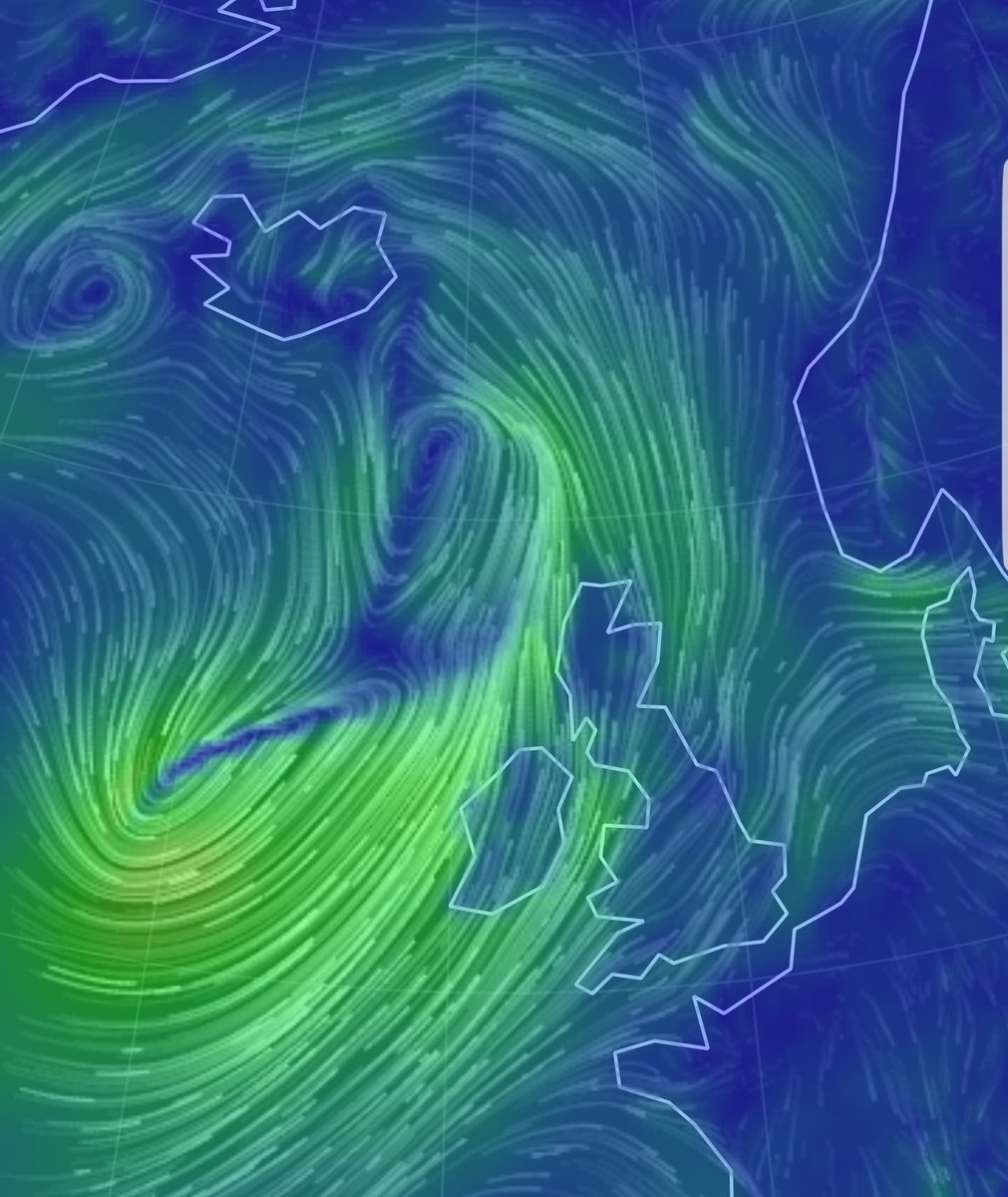 ChadWeather's tweet photo. Here comes #StormHector with some heavy rain and gusty winds spreading across the #UK over the next 24 hours. #UKWeather #StormHour https://t.co/yC3LUoyQnH