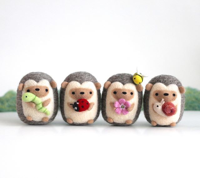 lindaalcm's tweet photo. I'll be listing my hedgehog garden friends series in my shop later today (June 13) at 6:30pm EST. Which one is your favourite?🐛🐞🐝🐌🦔
.
.
.
.
#hedgehogs #hedgies #hedgehoglove #hedgiesofinstagram #ladybugs #bumblebees #beelove #worm #greenworm #sna… https://t.co/wk1FiRwnZE https://t.co/LOjfG00P46