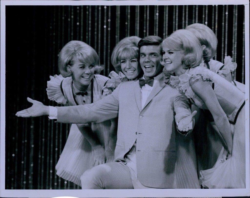 Always loved singing with our friend John Davidson!