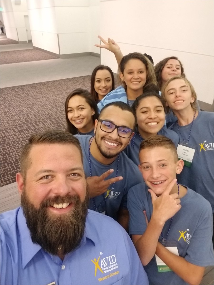 gmosher70's tweet photo. Hanging with the AVID student leaders! What an inspiring group! @AVID4College #ThisisAvid #AVIDSI18 https://t.co/hBAf61nywP