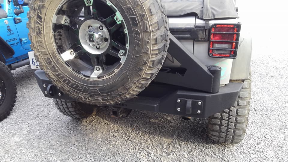 618Jeeps's tweet photo. One of our Admin purchased new bumpers from @ironcross_auto  &amp; had them installed by @jandlcustomauto.  Make sure you check the both of these companies out.  @jandlcustomauto  is a 618 jeeps Sponsor and will be Vending/Sponsoring our upcoming Shawnee Ride.  Hope to see you there. https://t.co/rr08FFoEog