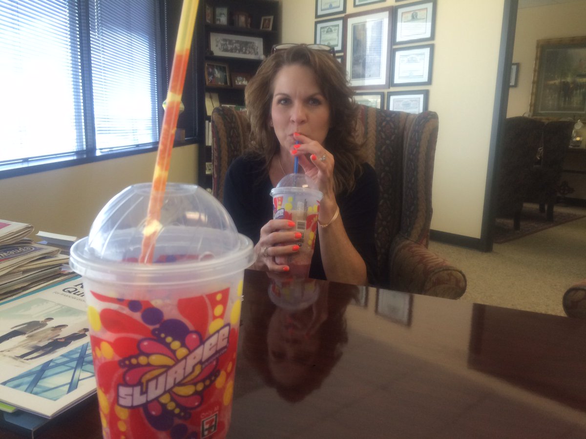 tools2retire's tweet photo. Love the summer afternoons when my wife brings me a #Slurpee

#tools2insure
#quitinTIME
#summerdoldrums
#waco
#texas https://t.co/8vyVMdA531