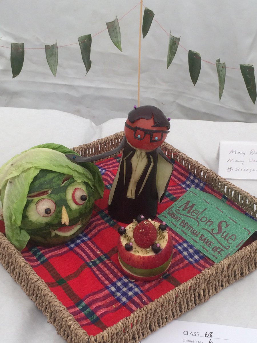 LambethHortUK's tweet photo. Want to share in the sheer joy of the flower show at @lblcountryshow on Saturday 21 July?  We're looking for judges for the domestic and vegetable classes.  Please get in touch if you could help.  Retweets very welcome. https://t.co/2rHA2UOEET
