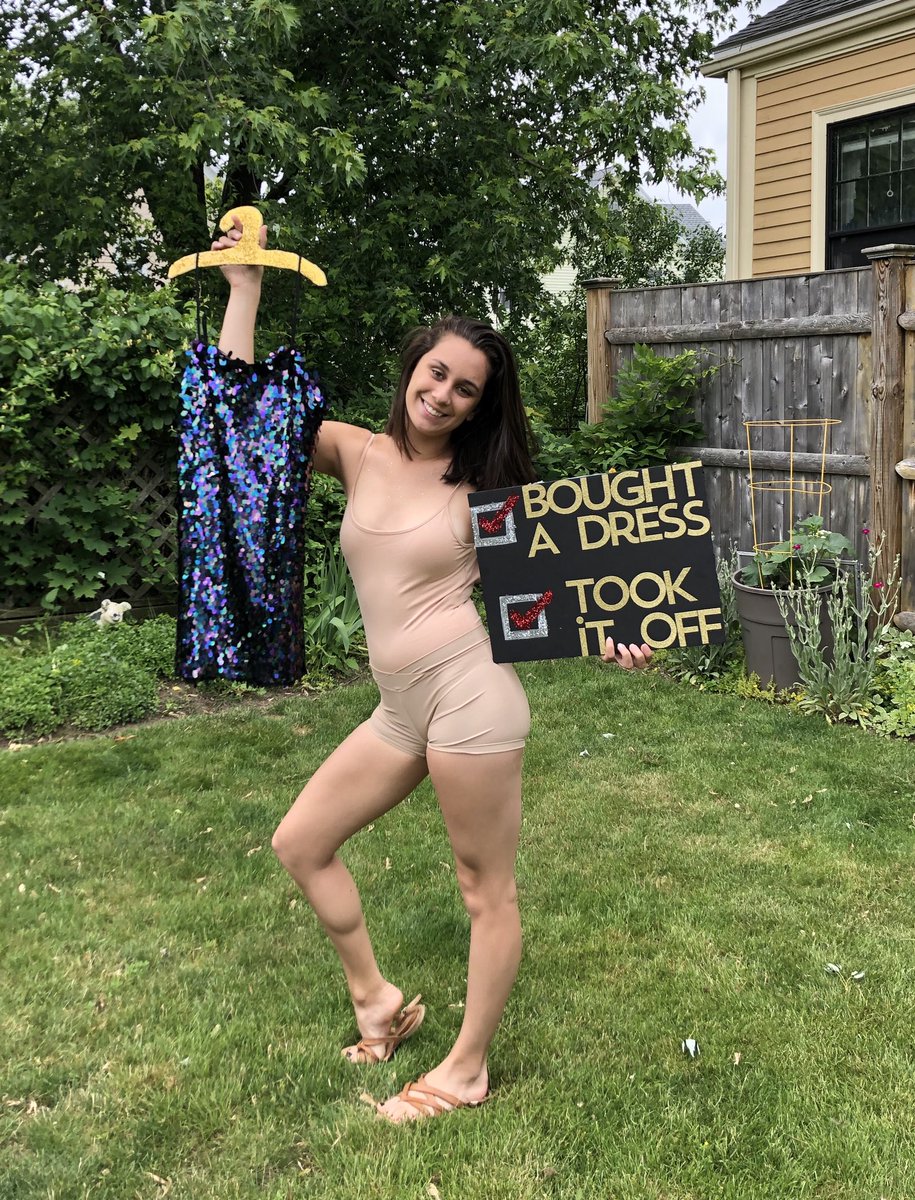 psychohighrep's tweet photo. I’m SO excited because I will be seeing the #RepTour on July 11th in Washington DC(I’ll also be at all 3 Boston shows too)We are going to be traveling 10 hours from Boston to go to #RepTourDC 💞🐍✨👗 @taylornation13 @taylorswift13 https://t.co/U1ChnLlN69