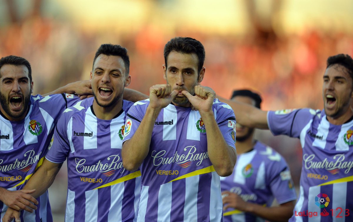 LaLiga's tweet photo. FINAL #NumanciaRealValladolid 0-3

¡Un gran partido del @realvalladolid le da una amplia ventaja para el partido de vuelta (sábado 16 a las 20:30h)! 💜

#PlayOffLaLiga123 https://t.co/xeprCqobQR