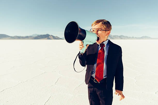 thechitchatco's tweet photo. Ask yourself what scares you most about self-promotion. Then clearly define who your target audience is. List the benefits that your product or service has for your followers and create the perfect pitch!  #promotions #creativity #businesstips #influencer #brandbuilding https://t.co/3q4bWu3wZ1