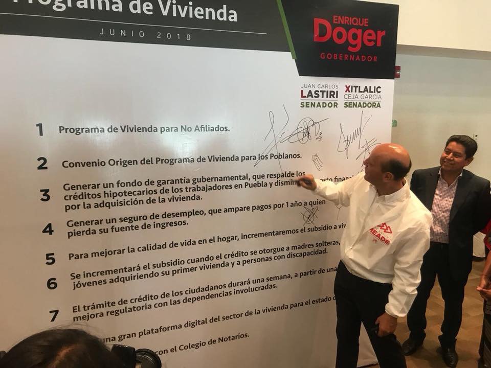PepeTejedaC's tweet photo. Fue un honor encabezar a nombre de los candidatos a los 217 Ayuntamientos por el PRI, la presentación del Programa de Vivienda para No Afiliados de nuestro candidato al Gobierno de #Puebla  @EnriqueDogerG_ Los trabajadores sin afiliación podrán tener un crédito hipotecario. https://t.co/crYO0xYWOt