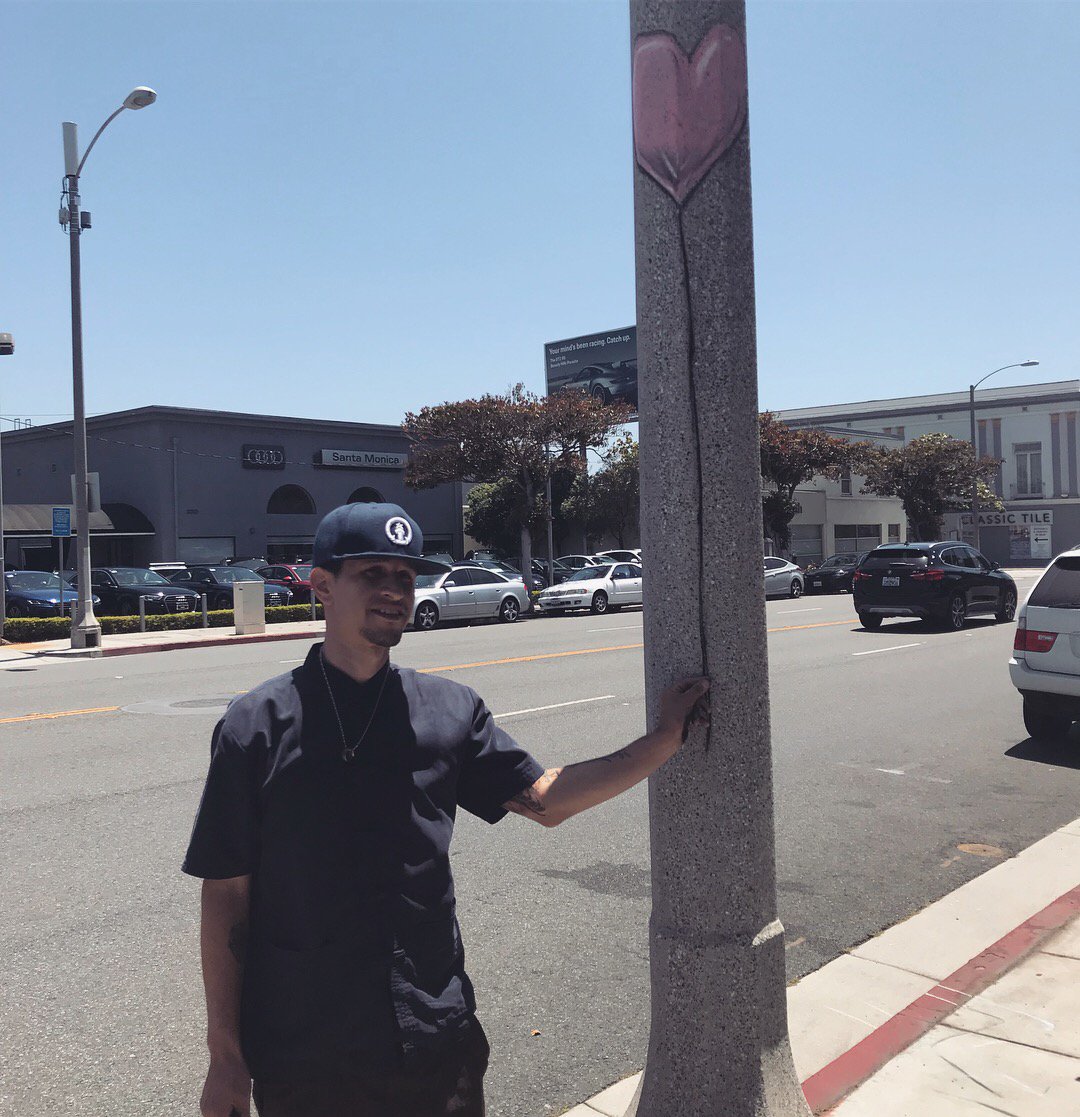 CollideHQ's tweet photo. Check out our chalk art created by @havenaq &amp; @jamhaven for #SMWLA getting use! Come get a photo 🤳(On Santa Monica Blvd. in between 10th &amp; 11th adjacent to SMC's Broad Stage) and tag @collidehq &amp; #CreateConnectCollide for a chance to be featured on our social! https://t.co/ei0d6AL7LI