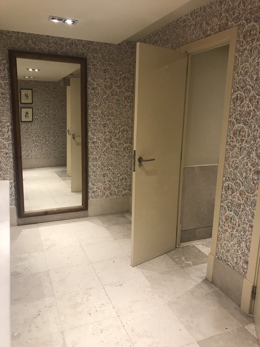 sallybogg's tweet photo. A photo only a woman at a tech conference will understand #womenitech #smallperks #interchange18 https://t.co/4qjG8gTfQ8