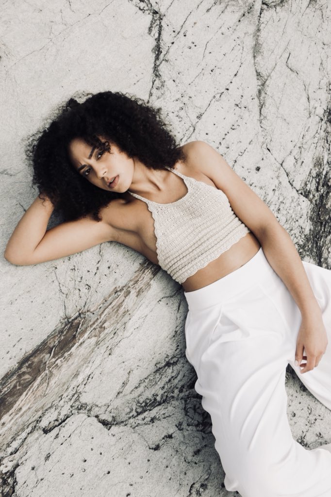 marilenis__'s tweet photo. Master the chaos in you.”
•
•
•
•
•
#neutrals #serenity #photoshoot #location #power #aesthetic #ownit #newyork #boston #providence #surfacemodels #donahuemodels #model #dohair #befashion #beshe | Photographer & Stylist: Sabrina Araújo @sabrinararaujo https://t.co/F94zp1ttN1