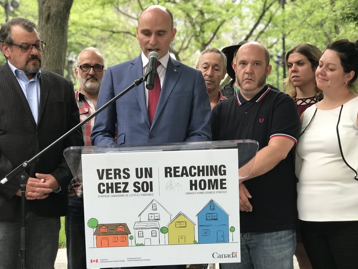 missionOBM's tweet image. Nous étions au @caferoundhouse aujourd’hui avec @jyduclos pour entendre le plan du gouvernement canadien pour réduire l’itinérance de 50% sur les 10 prochaines années. #vaincrelitinérance #solutionsdurables