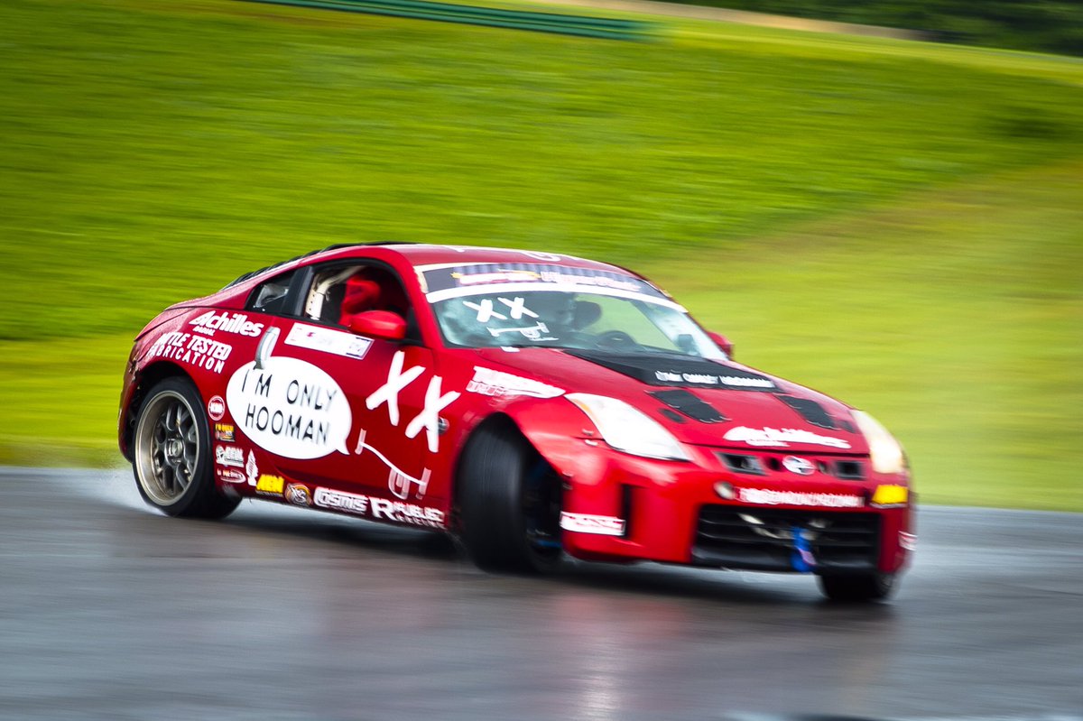 usdrift's tweet photo. @imonlyhooman slip-sliding through the @virnow Patriot Course during this year’s @cosmisracingusa USDrift Shootout event at @hyperfest | 📷: @jduc55 | #usdrift #usdriftshootout #formuladproam #fdproam #formulad #hyperfest #nissan #350z #z33 #ls7 #v8 #cosmisracing #virnow https://t.co/LZMe3Ud7MS