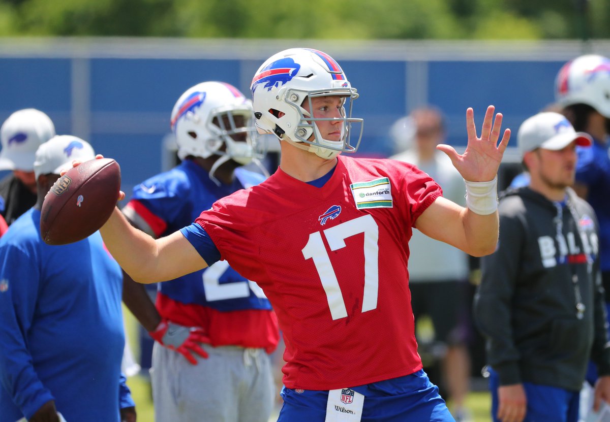 BuffaloBills's tweet image. “He’s got an arm. There are a lot of NFL quarterbacks who probably don’t even try to make some of the throws he's made."

5 things we learned after Day 2 of minicamp: bufbills.co/lumlbo
