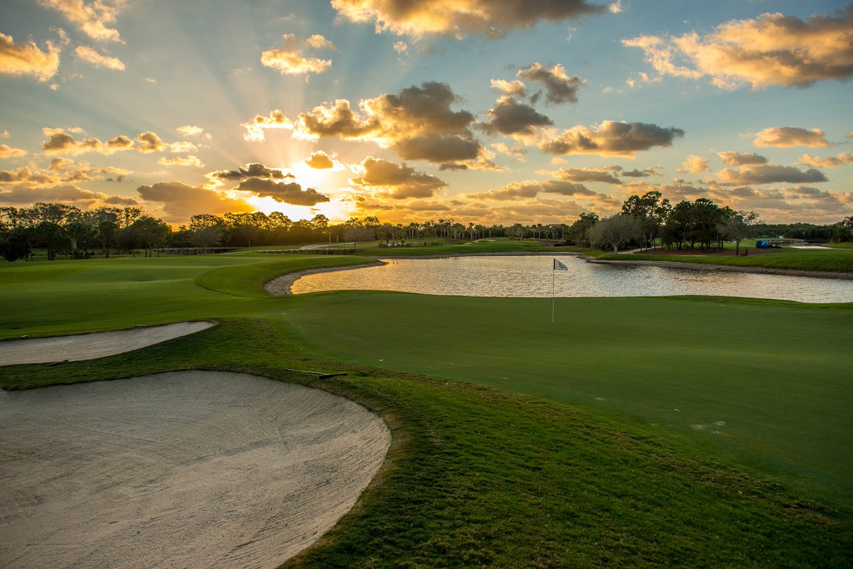 RainBirdGolf's tweet photo. By choosing #RBIC you simplify your system’s design by eliminating up to 90% of the wire and all of the decoders and satellites. That not only removes unsightly components from your course, but eliminates a lot of unneeded wire costs from your bottom line.
#DefendYourTurf https://t.co/rDukPKldzd