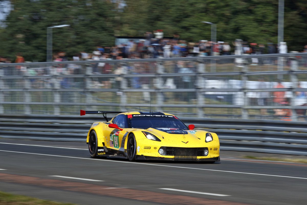 CorvetteRacing's tweet photo. Scenes from #LeMans24, Wednesday Edition Pt 1! Practice and Q1 today... #Corvette #C7R #Z06 #LM24 #24LM https://t.co/MPU51D4J5J