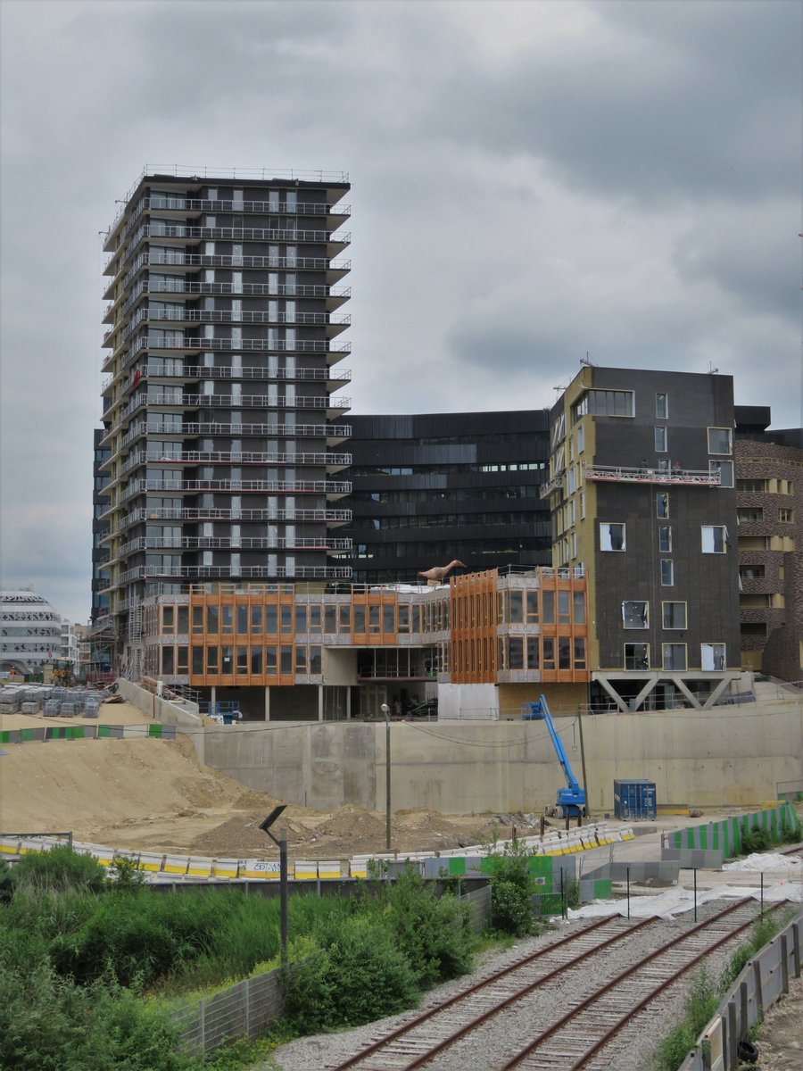 arthurweidmann1's tweet photo. Le lot O.6A en construction à Clichy-Batignolles par Querkraft Architekten et sam architecture, @3F_Officiel https://t.co/NmXDo9ruUQ