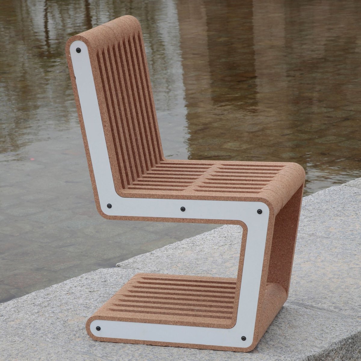 corchodesign's tweet image. Corchodesign-Reinterpreta la sensación de "apoyarse en el aire" #corcho #cork #kork #cortiça #liege #sughero