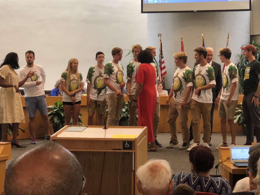 VoteGloriaJ's tweet photo. Way to go @LNSTEMAC for being Ultimate Frisbee champs once again! Check it out @CamSonOfJohn https://t.co/JOSkoRRml0