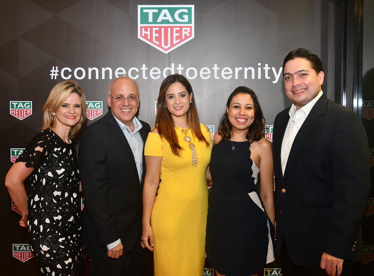 raulcubilla's tweet photo. TAG Heuer presenta el Connected Modular 41 & 45 mm, Tradición suiza conectada al futuro #ConnectedToEternity #TAGHeuer #Panama https://t.co/TosI9B9Fug