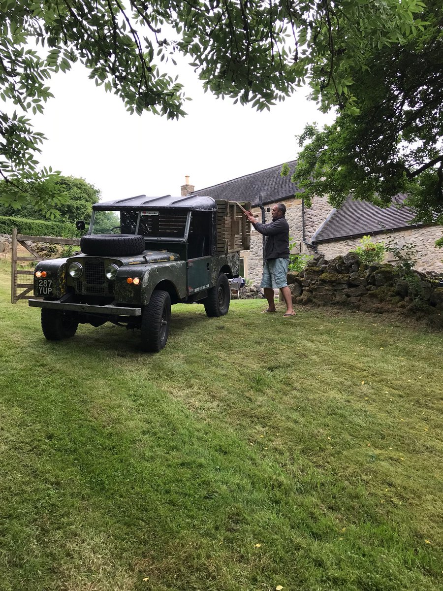 MattSavage4x4's tweet image. Little bit of log shelter collecting this evening! 
#landrover #landroverseries1 #logstore #derbyshire