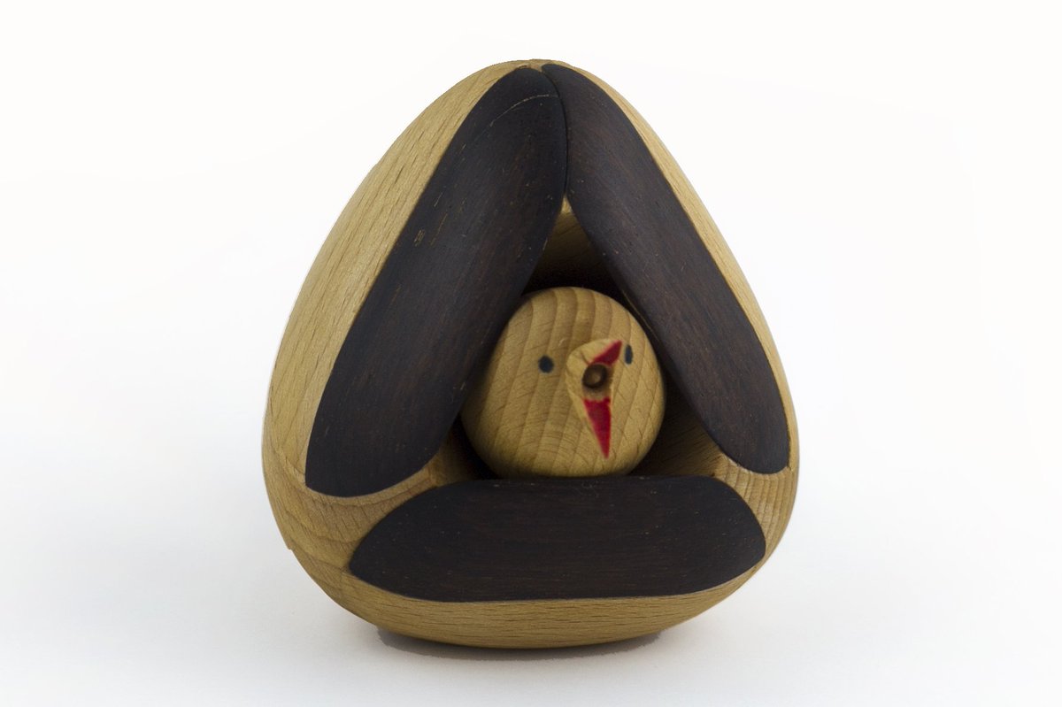 IUBThemester's tweet photo. The Bird Nest puzzle made by Russian puzzle maker Vladimir Krashoukhov is part of the Slocum Puzzle Collection @IULillyLibrary. 

#IULillyLibrary
#slocum #mechanical #puzzle #animal #animal_human #themester #Russia

https://t.co/wjWY5Pgmaa https://t.co/Obtu3mdYlz