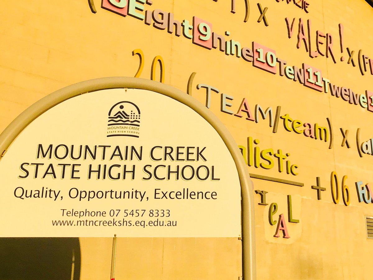 jnxyz's tweet photo. https://t.co/yGcKPjFiNh came to Mnt Creek State High this week to share #Creativity, #Teamwork &amp; #Imagination with year 9 STEM students 🚀🤔 Do you know what they asked? 'Will there be wifi on Mars?' 👉🏼⚡️👈🏼

#MarsEd #SpaceEd @marssocietyoz #Edfutures #FutureWe https://t.co/4sF1skl9Bl