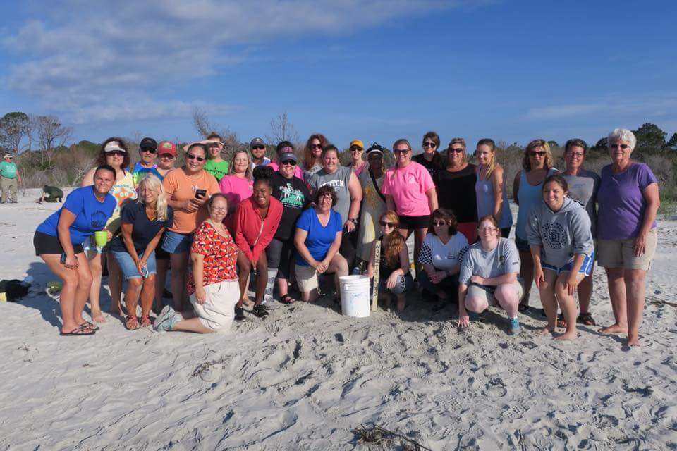 Maddiejoil's tweet photo. What an amazing experience learning how to incorporate environmental education into any subject, any grade level! I cannot wait to use lessons learned to make math more #engaging and #realworld
And possibly solve environmental issues in our @VWeLabs
#sapeloisland
#environmented https://t.co/Dkv9ZXWNua