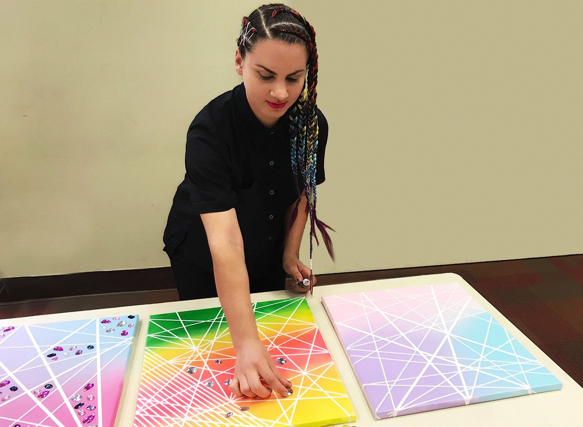 Hey Chicago area artists! This is a great opportunity to not only spend a number of months working on your craft, but also to make a positive impact on your community. Applications are due by Sunday 6/17 at midnight. buff.ly/2t3mt3S