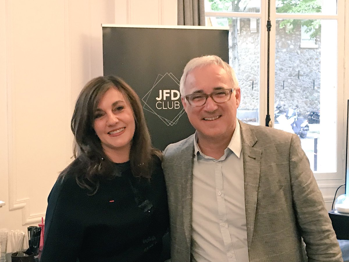 FlashTweet's tweet photo. ✅#JFDConnect 
Une soirée sous le signe des annonces avec une édition africaine, un partenariat renouvelé avec @franceinfo pour la journée du 17 avril 2019, et du networking au feminin 👌🏼😃
#denouveauxhorizons #JFD19 @Maisondelaradio https://t.co/KeJZkmuN8p