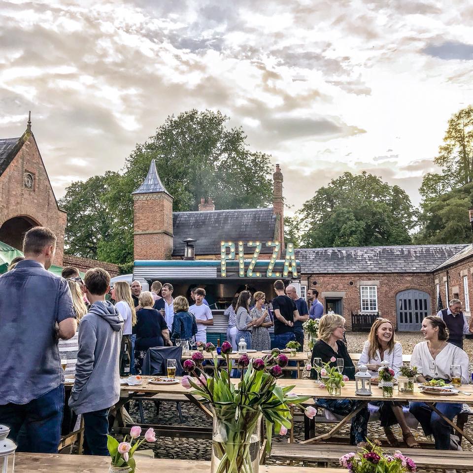 pizzapeddlers's tweet photo. We're back in our old stomping ground in Merseyside this Friday 15th June @hvfoodiefriday with fellow traders @CrepeChateau @somtamstreet @ArtiSamBespoke @BexleysButchers #TheBodyBranch . Hatch open from 4.30pm, swing by for a wood fired pizza @IndpndtLiv https://t.co/bAaPZ8yirM