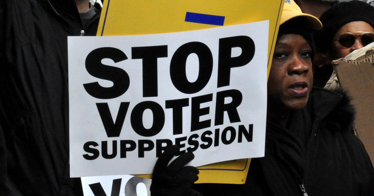 UCSUSA's tweet photo. "The Supreme Court, in a narrow 5-4 decision, has upheld a restrictive Ohio election law that initiates a process to purge eligible voters from its voter list if they fail to vote in a single election."  https://t.co/nGZZ0hLOs2 https://t.co/PYfKrixDRW