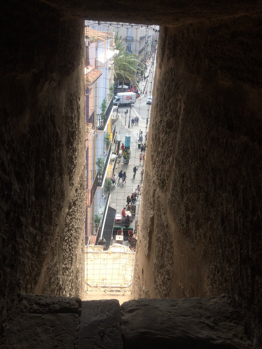 chemahormigos's tweet photo. Como una #saetera en Santa Catalina #Valencia España 🇪🇸 https://t.co/qhDe2mnJA9