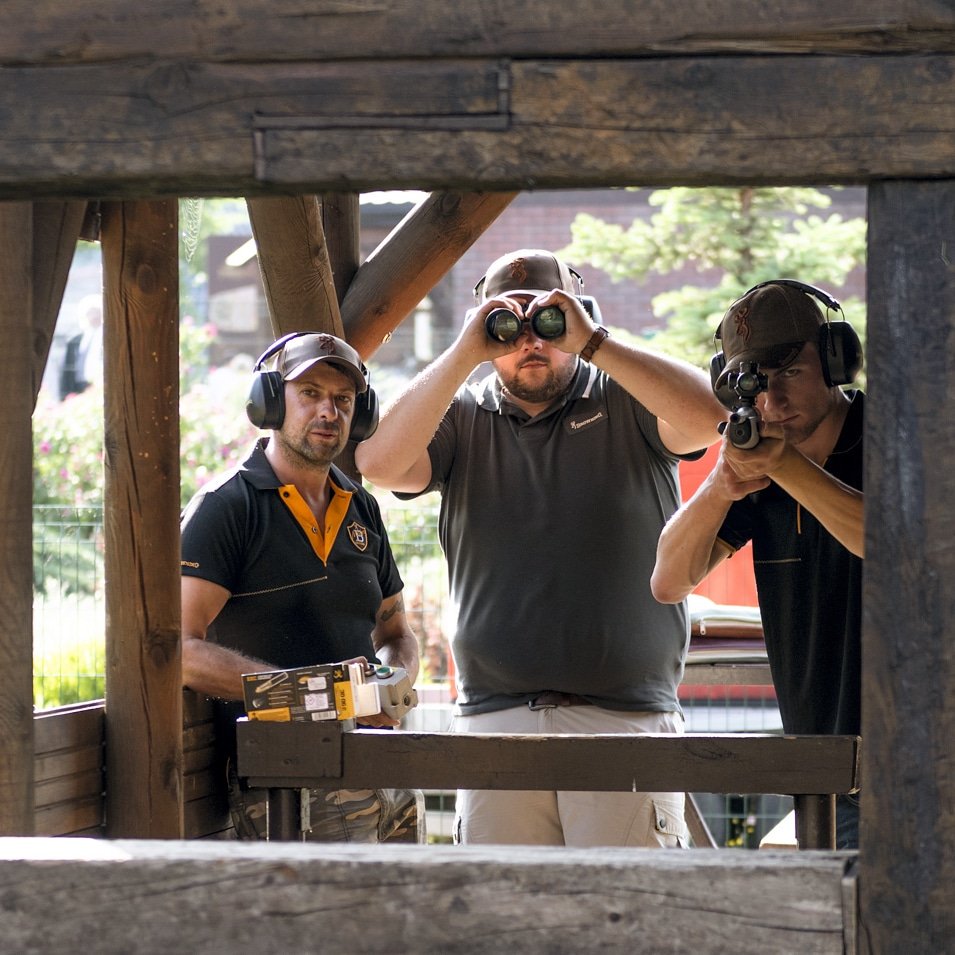 A few hours practice on the driven boar range while in Poland. really looking toward to doing it for real in Germany next year!