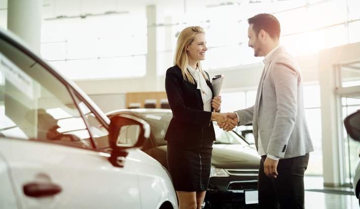 atdawn72's tweet photo. This is when a new car is a better deal than slightly used: https://t.co/CySEAV0P0j https://t.co/EAyRICJ15E
