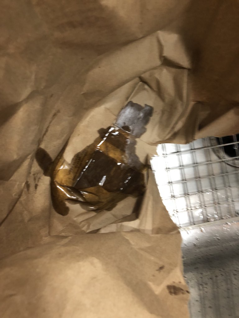 KateRockwell's tweet photo. Another gosh darn leaky #burritobowl from @ChipotleTweets !!! There HAS to be a solution out there for this! #NOMORELEAKS https://t.co/helAtkyvRh