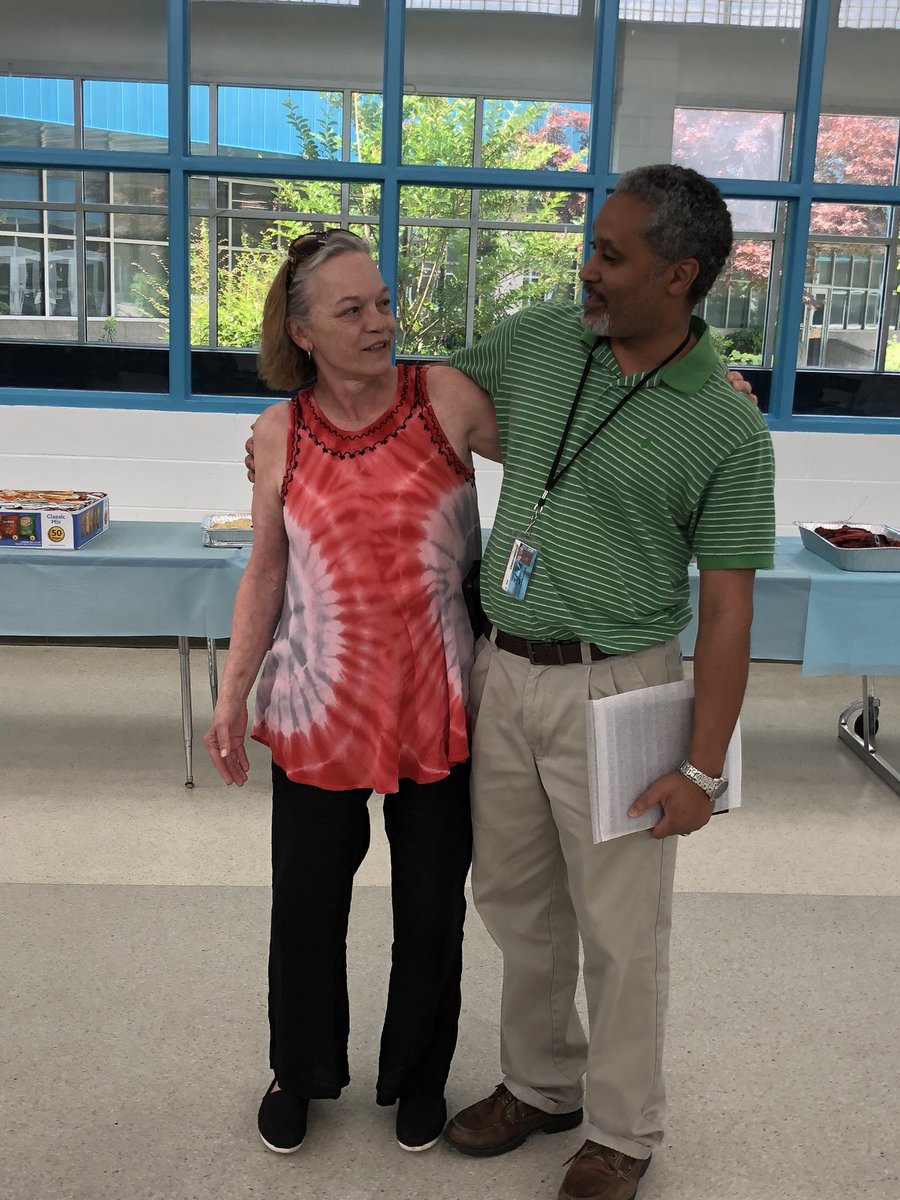 ymcshelle2's tweet photo. Congratulations to Mrs. Gremmels on her retirement, you will be missed...ENJOY!!! #VANCECoProud @OfficialSVHS @VanceCoSchools https://t.co/EAUlry8otR
