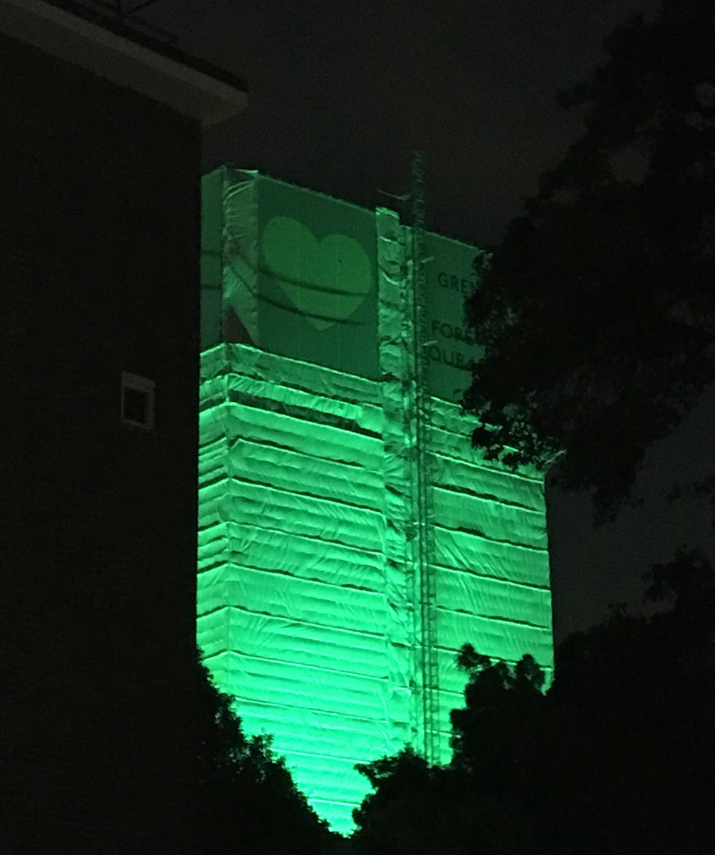 1 year. 1 year this night. All around the silent tower people are gathering to see the night through together. 

Grenfell forever in our hearts.

💚💚💚💚💚💚💚💚💚💚

#Grenfell #GrenfellTower #Justice4Grenfell #RememberingGrenfell #GreenForGrenfell