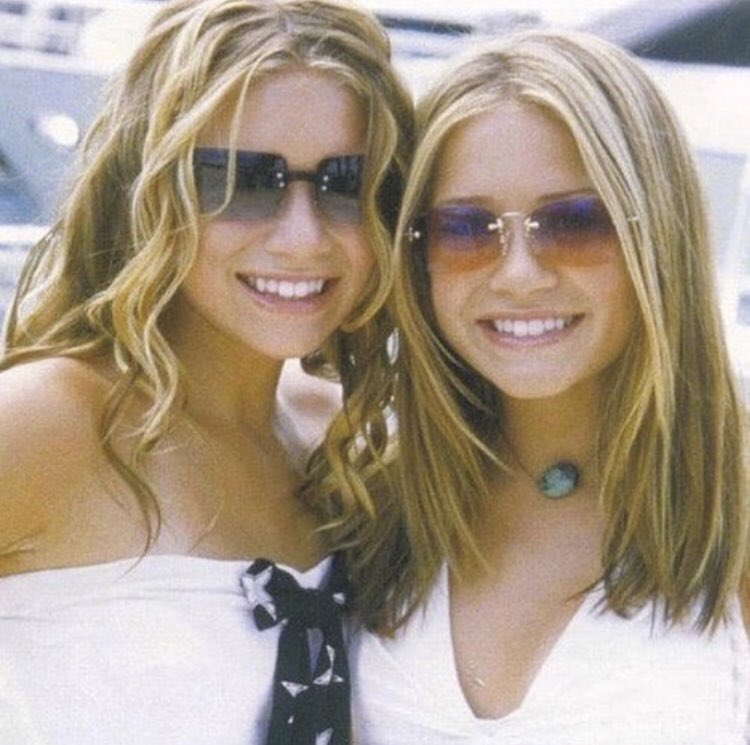 Happy birthday to mary-kate & ashley olsen , true icons of our time <3 