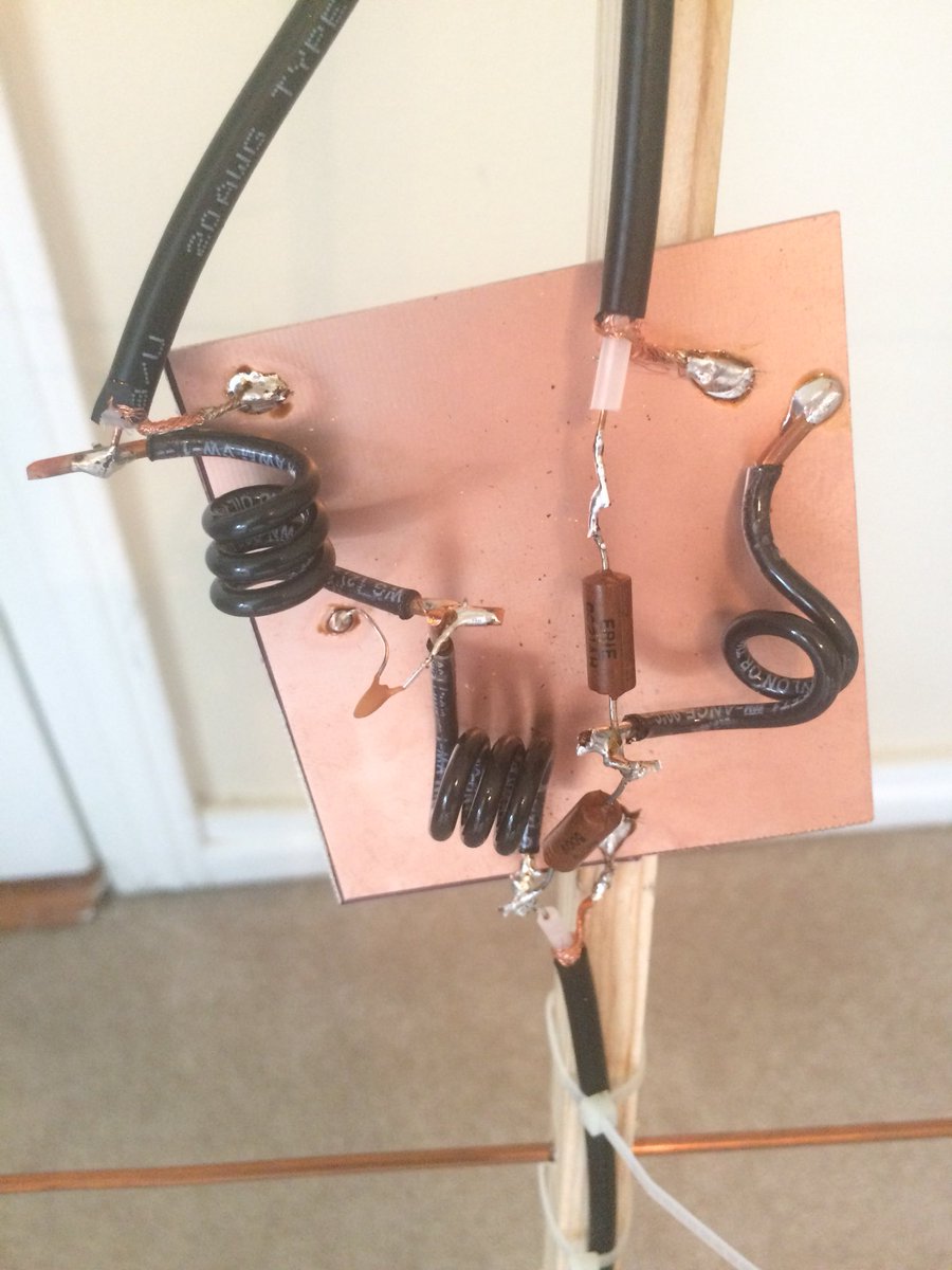 KD2MNU's tweet photo. Built a new antenna for working the birds based on WA5VJB’s design! 3 elements on 2 m and 5 elements on 70 cm, complete with a homebrew diplexer. SWR is way too high on the 440 side. Thoughts anyone?? https://t.co/HailrP84ph