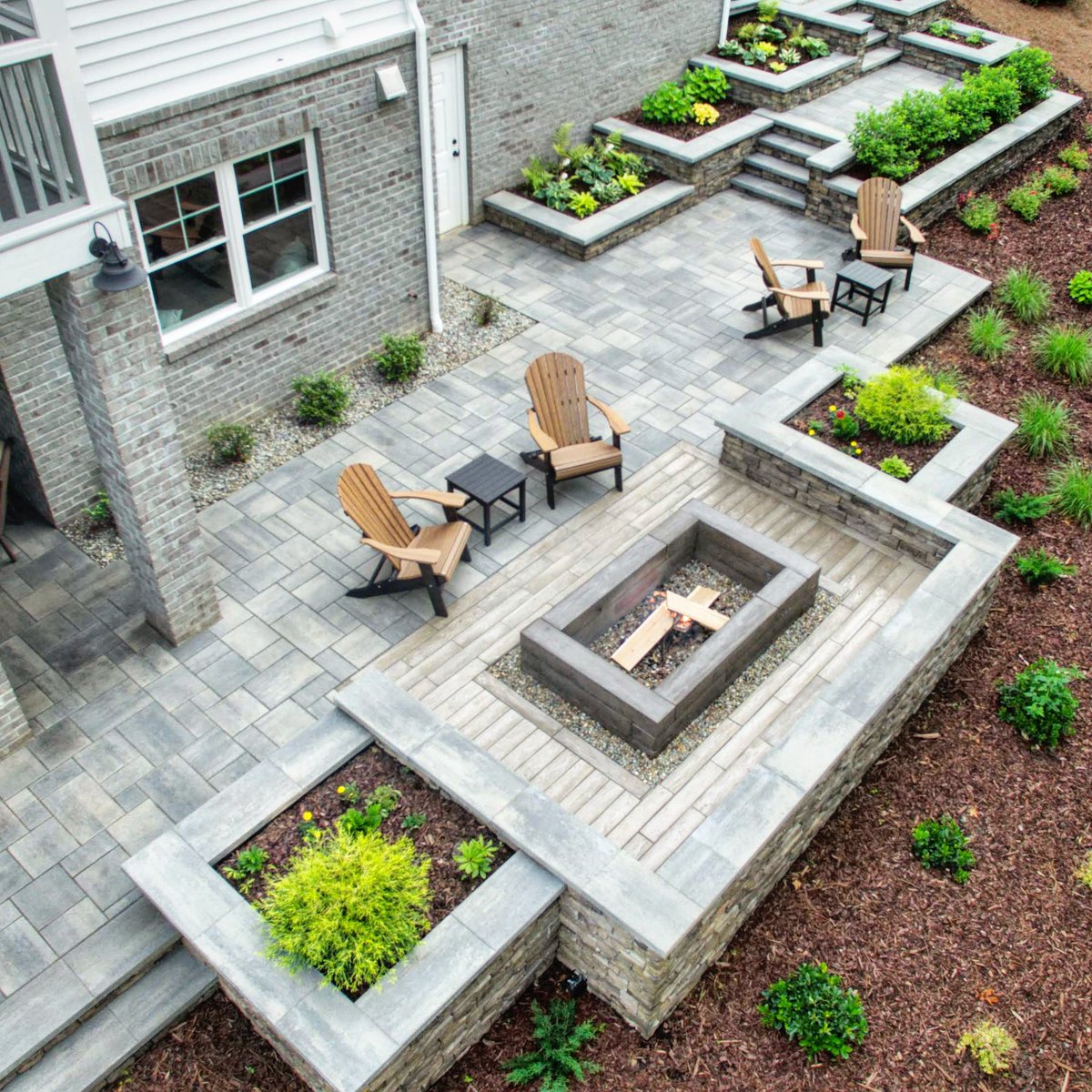 Techo Taphouse (@techotaphouse) on Twitter photo #TechoPro Retreat Style Landscapes NAILED this #RusticModern #OutdoorLiving space using #TechoBloc #Blu60 Smooth Shale Grey + #RaffinatoCap & #Borealis inlay w/ #BorealisWall #Firepit in #RichmondVA 🔥👏🏼
#RVA <a href="/techobloc/">Techo-Bloc</a> #TechoPro Retreat Style Landscapes NAILED this #RusticModern #OutdoorLiving space using #TechoBloc #Blu60 Smooth Shale Grey + #RaffinatoCap & #Borealis inlay w/ #BorealisWall #Firepit in #RichmondVA 🔥👏🏼
#RVA <a href="/techobloc/">Techo-Bloc</a>