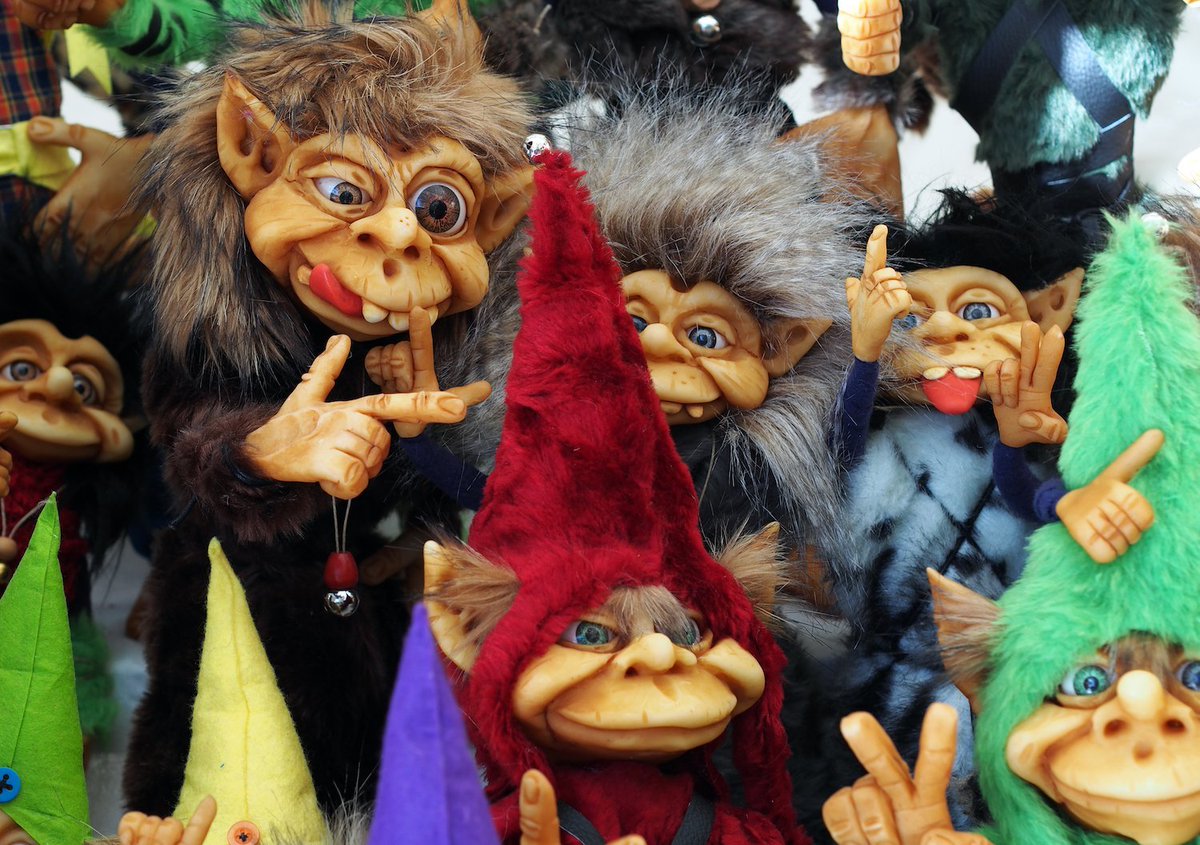 CoinDesk's tweet photo. There's A New Bitcoin Core in Town – And It's Out to Troll Bitcoin Cash https://t.co/kpjCa8a28x https://t.co/x3Sa3LjBeA