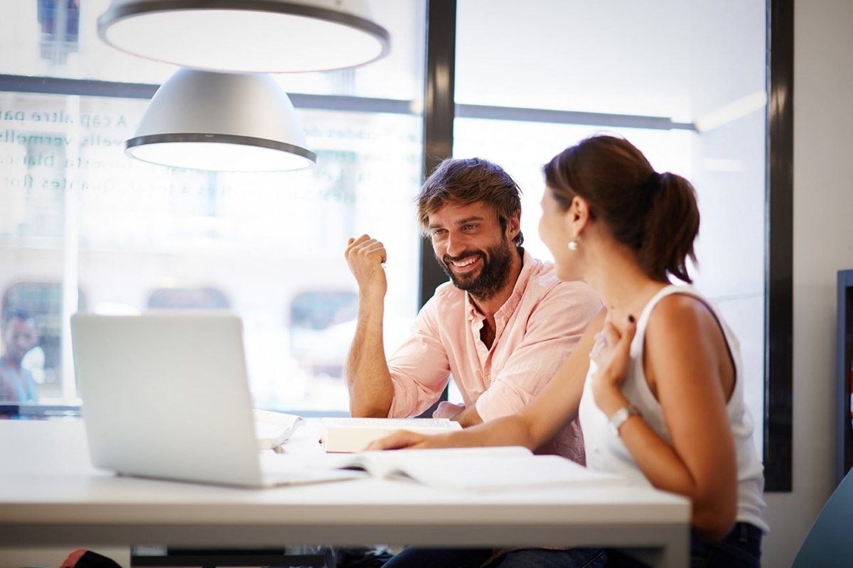 Trumpia's tweet photo. 4 #CommunicationHabits That Will Make You and Others Feel Good. #ImproveCommunication @Entrepreneur @SocialTVDeb https://t.co/x9DZuOTSjg https://t.co/XFOUtKIknJ