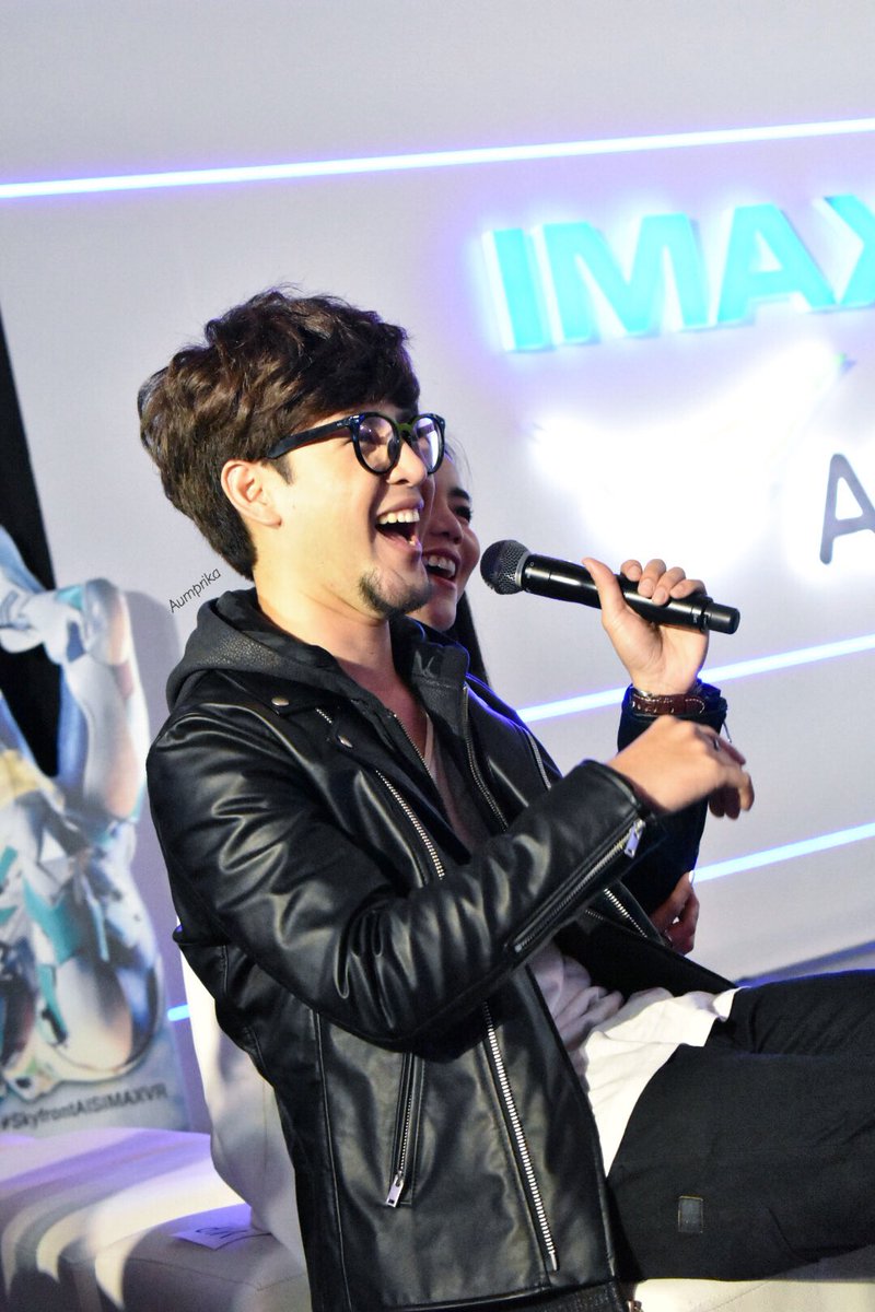 Aumprika's tweet photo. Cute~~*
#AISIMAXVR
#IMAXVR
#TomIsara
#TomXAIS https://t.co/dzRpiC9ULy