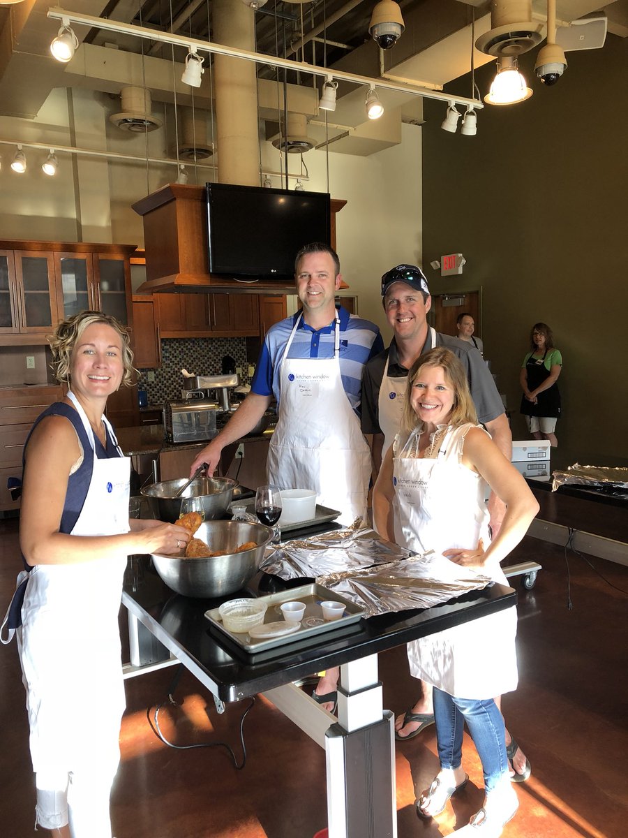 PuckerUpPickles's tweet photo. Not making #pickles yet - cooking class at @_KitchenWindow ! #familyfun https://t.co/Y1uBJbmWhf