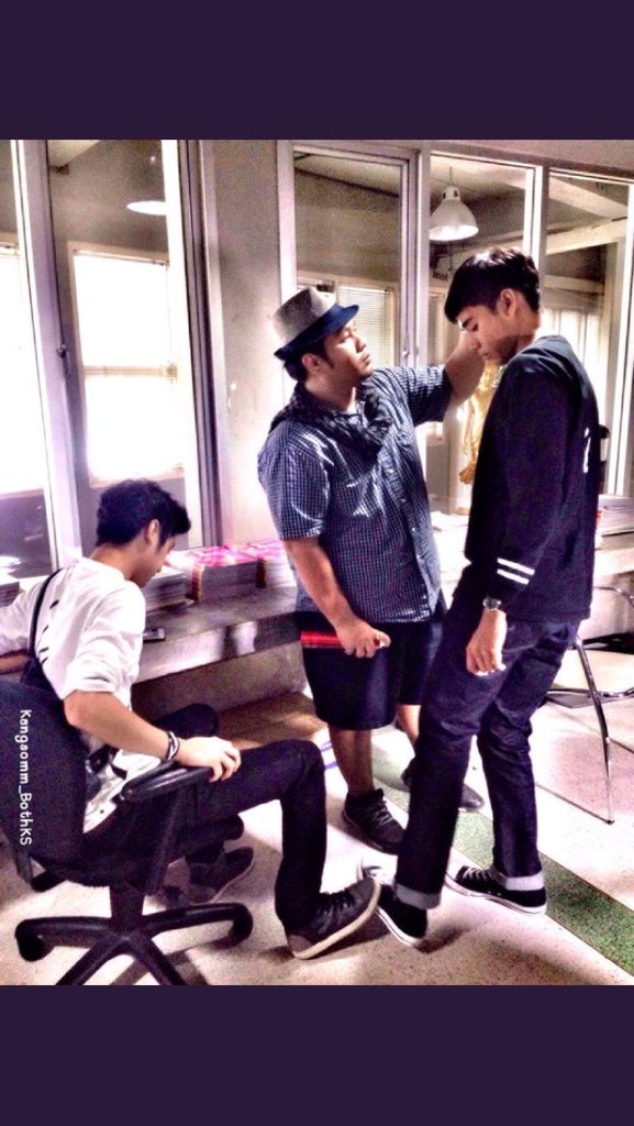 tnDJIUilu2nwyXe's tweet photo. ยังไงๆจะต้องมีงานมีตคู่เร็วๆนี้แหละเคมีเพื่อนเข้ากั้นเข้าreal!! #ทีมเงินออกัส #ทีมเงินออกัสเป็นอมตะ #lovesickcomeback https://t.co/mRolEnKEfC